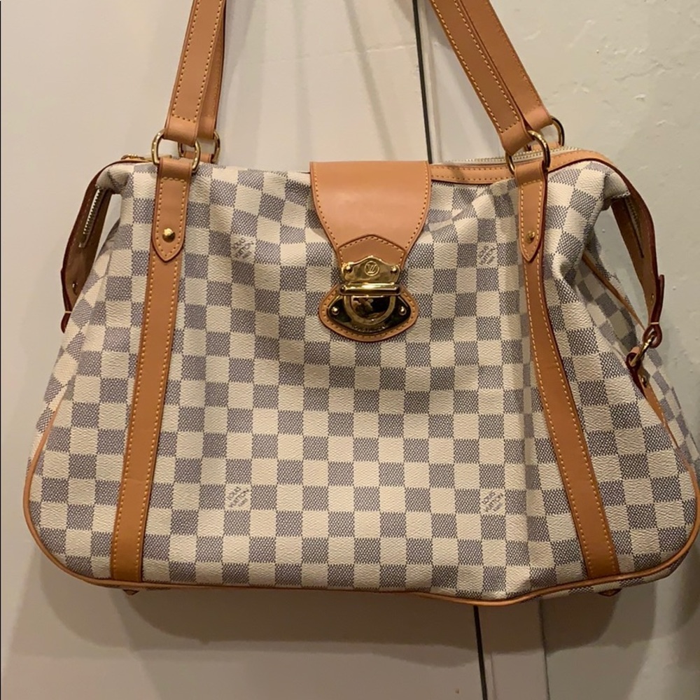Authentic Louis Vuitton stressa!